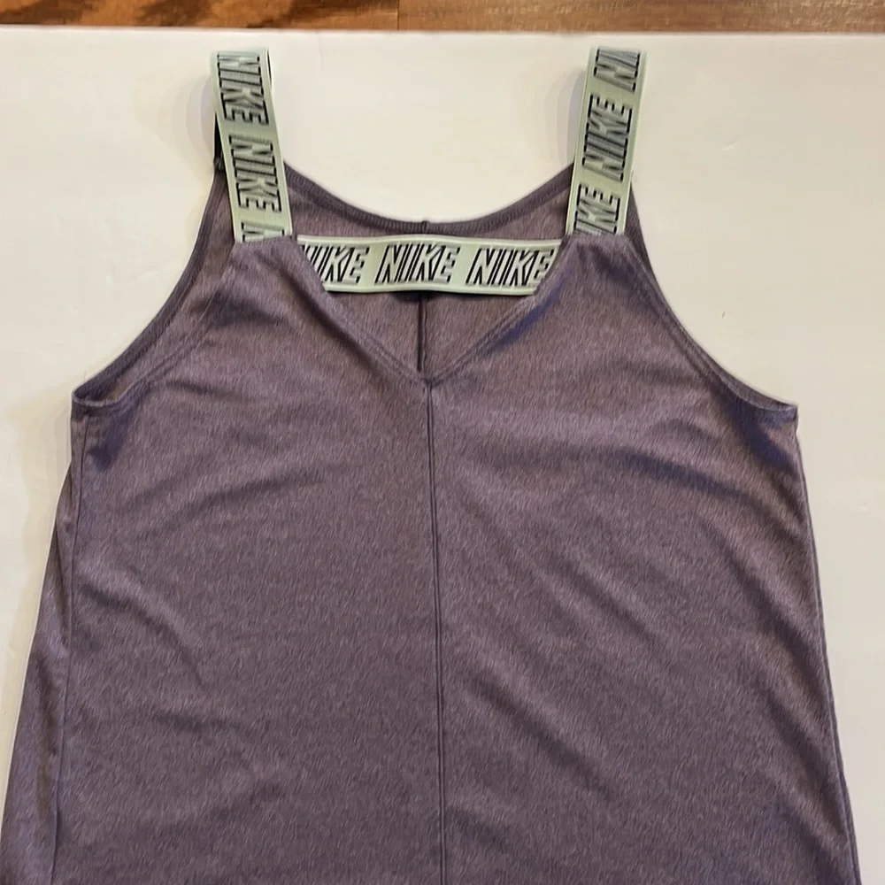 NIKE dry fit Girls elastika training TANK with LOGO STRAPS size Small purple